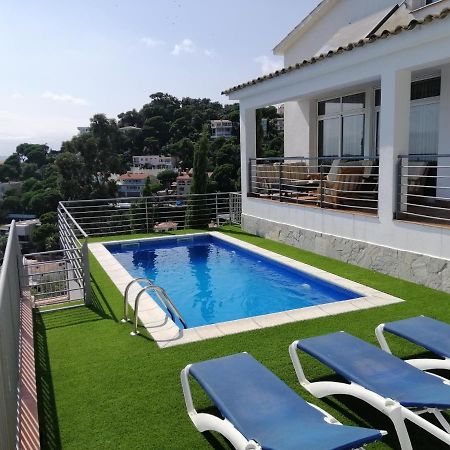 Villa Yaco Lloret de Mar Bagian luar foto